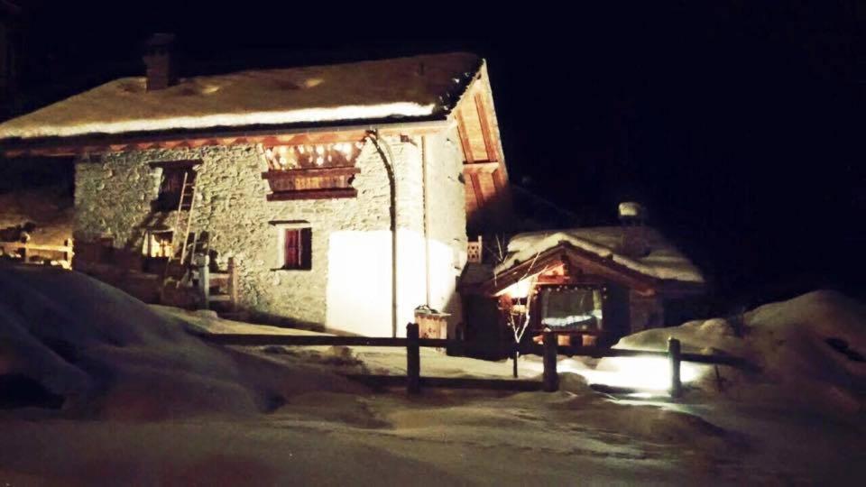 B&B Lo Djoua De Toueno Arvier Buitenkant foto