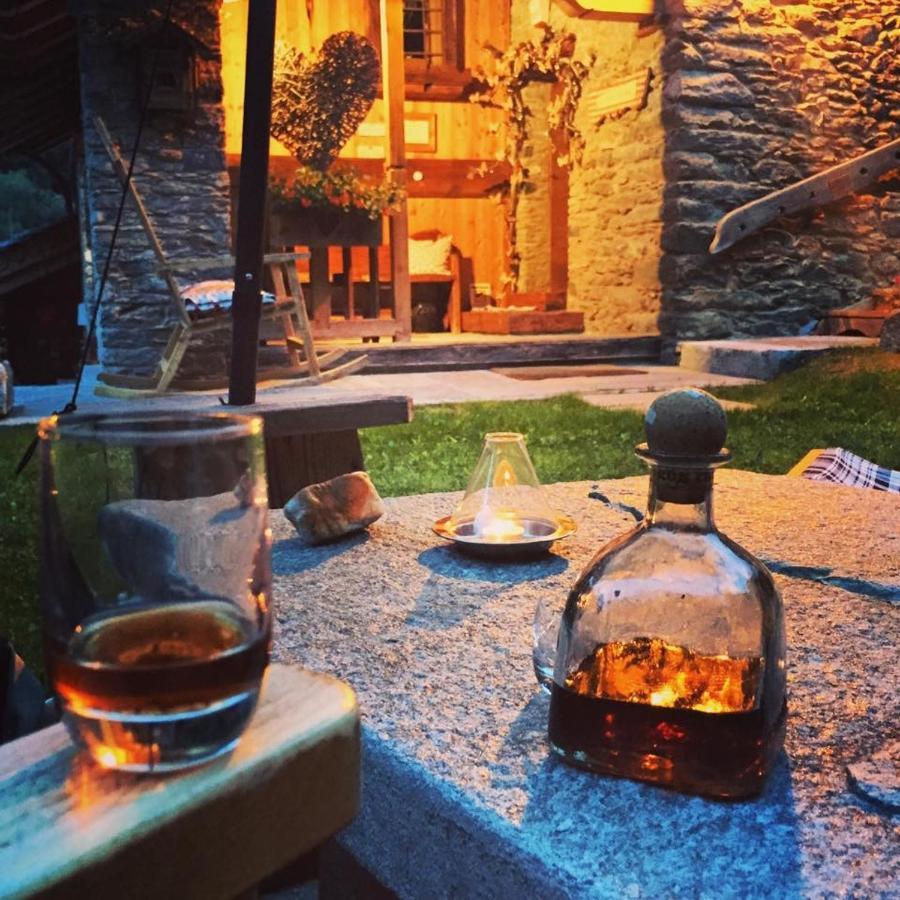 B&B Lo Djoua De Toueno Arvier Buitenkant foto